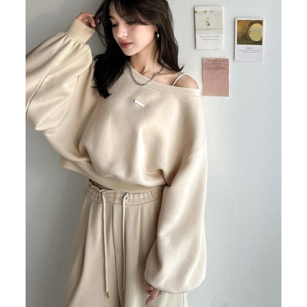 《marina×クラシカルエルフコラボ》プレート付きクロップドオフショル可裏起毛スウェット