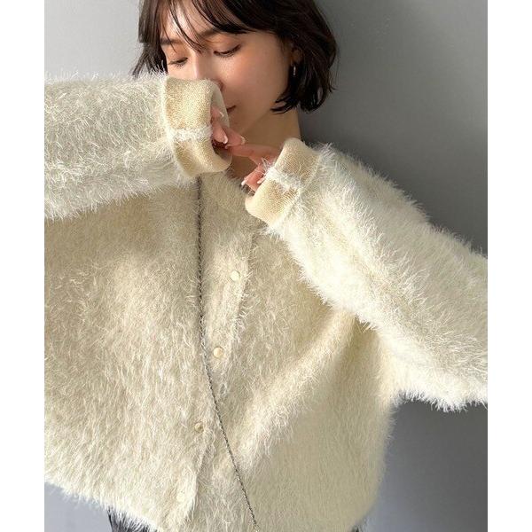 ふんわりとした優しい風合いが魅力的。前後2wayWフェイスフェザーショート丈カーディガン（長袖）