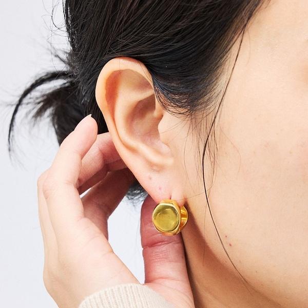 【MC STUDIO/エムシースタジオ】キューブボリュームピアス