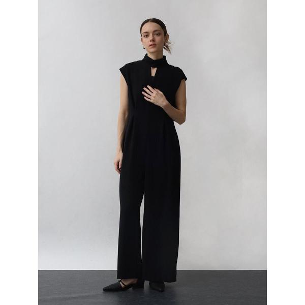 トライアングルネックオールインワン