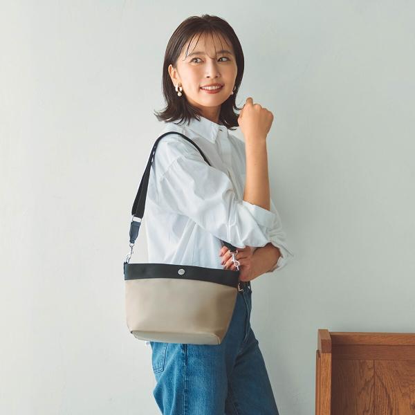 【Breath TOPKAPI sis】ナイロン 舟形 ショルダーバッグ 軽量 RIPPLE