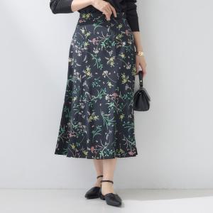 【SETUP可能】モダンフラワー柄フレアスカート