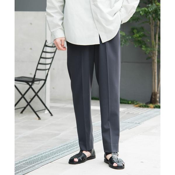 『UR TECH』完声 テーパードトラウザー