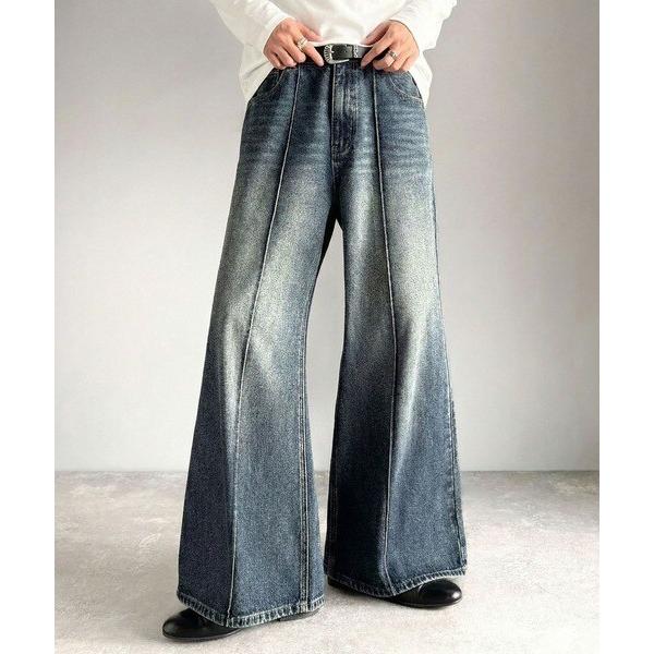 《JaVaジャバコラボ》大人のほどよいルーズ感。ヴィンテージ加工ピンタック入りフレアデニムパンツ