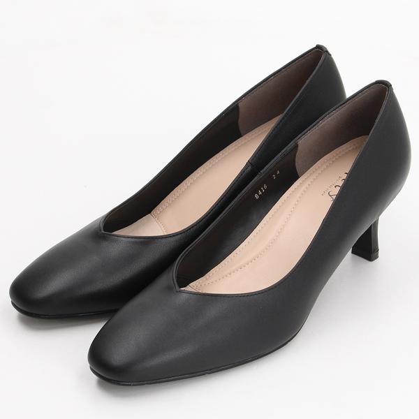 スクエアトゥプレーンパンプス