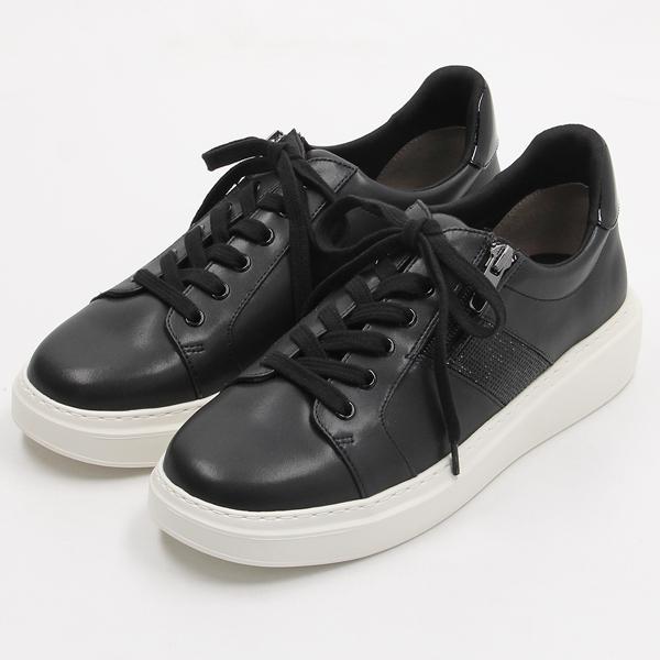 ジップアップスニーカー