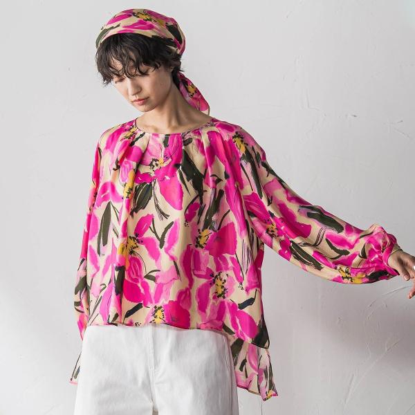 IPEKERフラワープリントフレアブラウス