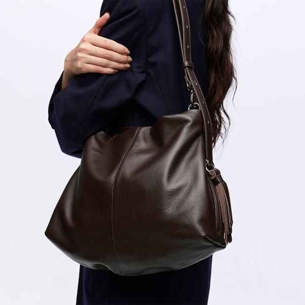 【TREASURE TOPKAPI】ソフトレザー タッセルアクセント 2WAY ショルダーバッグ