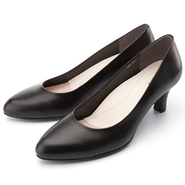 アーモンドトゥプレーンパンプス