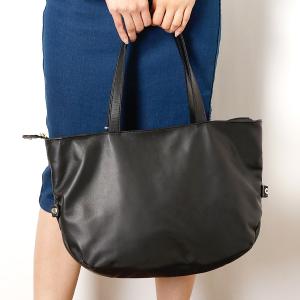 tsumori chisato CARRY ラムレザー ボディバッグ tsumori chisato CARRY（ツモリチサトキャリー） ショルダーバッグ