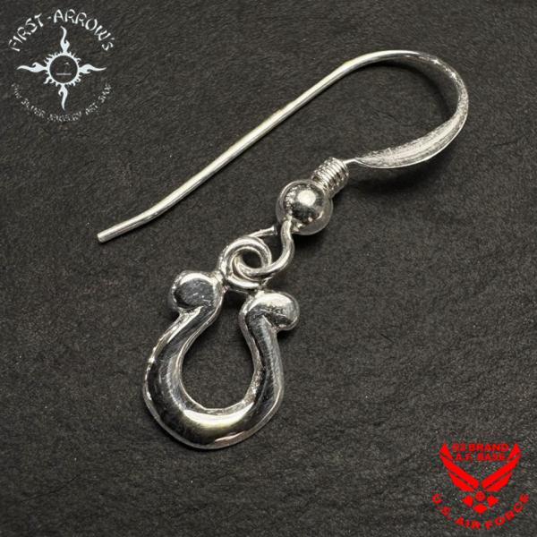 ポイント2倍!!ファーストアローズ Horseshoe キャッチピアス 単品 FIRST ARROW...