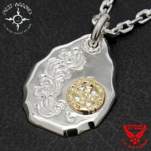 FIRST ARROW's（ファーストアローズ） K18付 フェザー(M)ペンダント