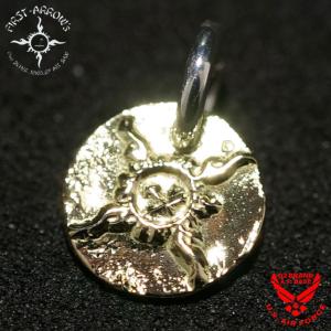 FIRST ARROW's（ファーストアローズ） K18付 放射線タタキメタル(40φ