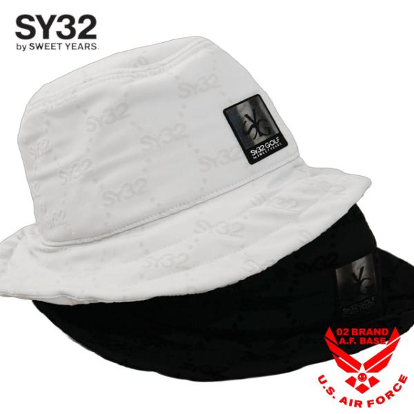 SY32 メタリックプレート フロッキージャガードロゴ バケットハット ユニセックス 新作2025年...