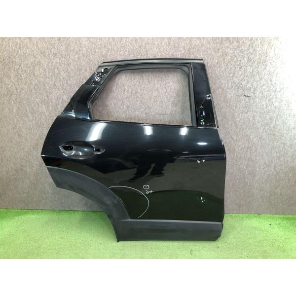CX-30 DM8P/DMEP 純正 右 リアドア  DFR572010