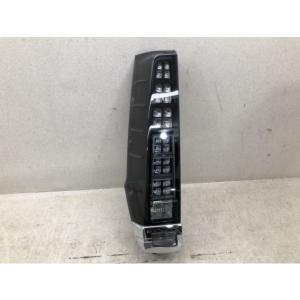 磨き済み セレナ C27 前期 右ヘッドライト LED KOITO 100-23721 : 拓海