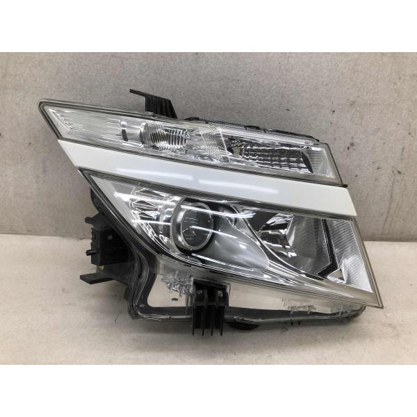 磨き済み E52 エルグランド 右 ヘッドライト KOITO 100-23009