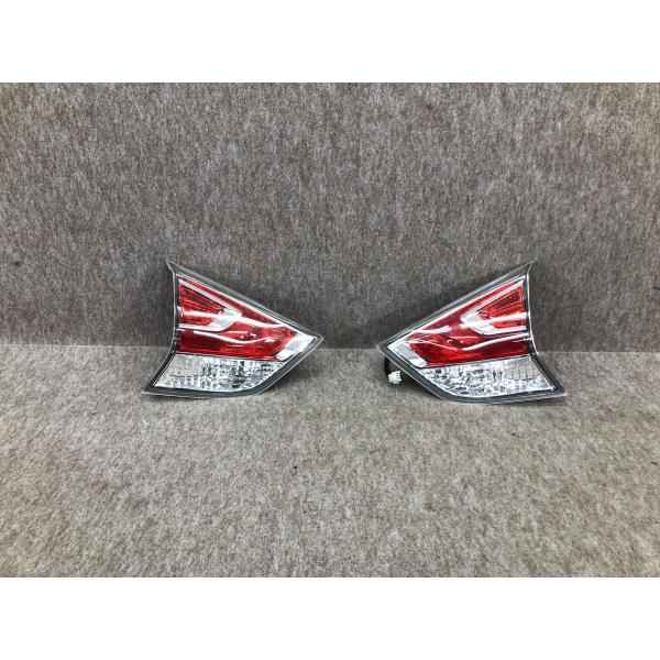 美品 磨き済み X-TRAIL エクストレイル T32/NT32 内側テールランプ 左右セット KO...