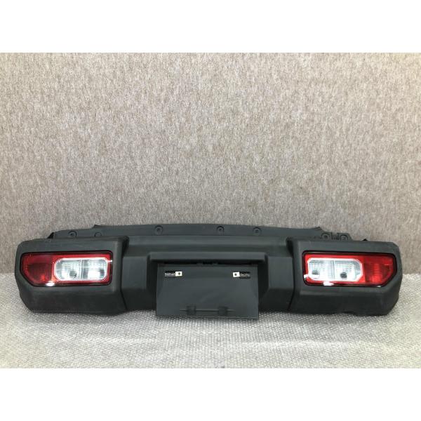 ジムニー JB64W 純正 リアバンパー テールライト付き 71811-77R