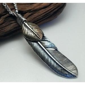 馬とペンダント img-dhz00114-01.jpg