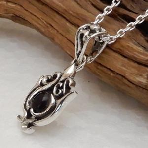 激カワ）ホワイトバッファローネックレス（ホワイトターコイズ