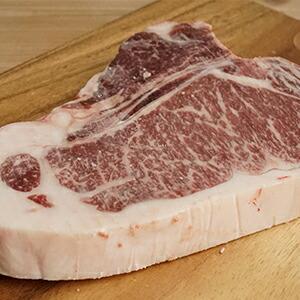 ステーキ肉 黒毛和牛TボーンステーキE（620g以上） s【牛肉】