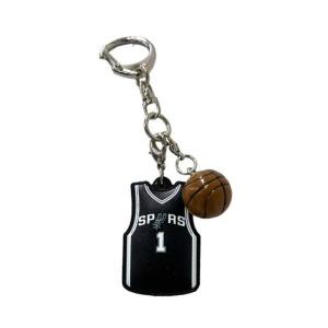 NBA サンアントニオ・スパーズ ユニフォーム型ラバーキーホルダー #1 ビクター・ウェンバンヤマ NBA54280｜イレブンストア