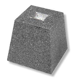 法人様宛送料半額/束石（グレー） 御影石 本磨き　４.５寸　１.５号