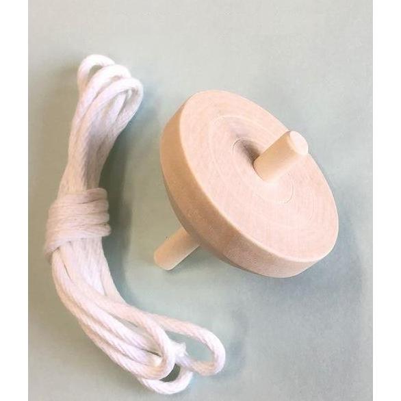 木芯こま 木地 ひも付き コマ 独楽 子ども 子供 遊び 伝統  無地 直径6.8×7.5 cm