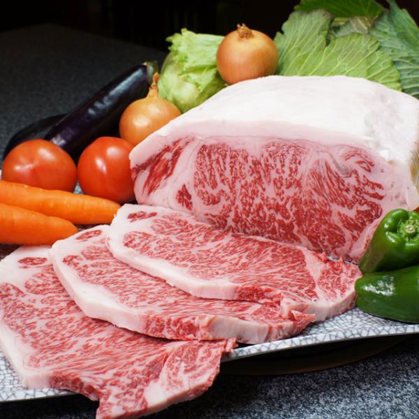 近江牛 かねきち ステーキ 贈答 御歳暮 御祝 近江牛 サーロイン ステーキ 200g×3枚 化粧箱...