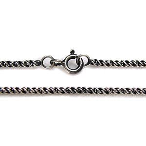 シルバーアクセサリー シルバーチェーン ネックレス ツイストチェーン やや細めのハード系チェーン c...