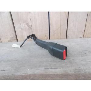 キャリィ 3BD-DA16T 運転席用　シートベルトキャッチ