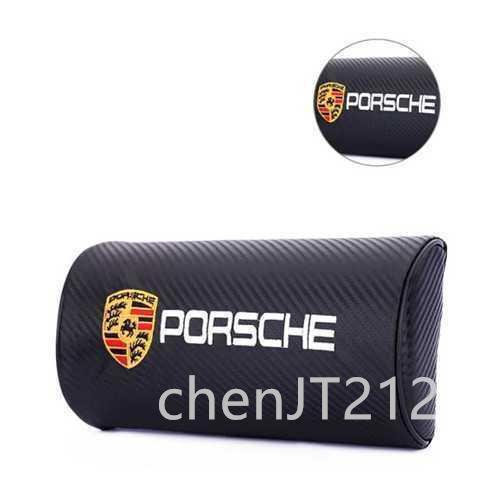 ２個セット ポルシェ Porsche カーボン調首枕 ロゴ入り ネックパッド 黒 ヘッドレスト 汎用...