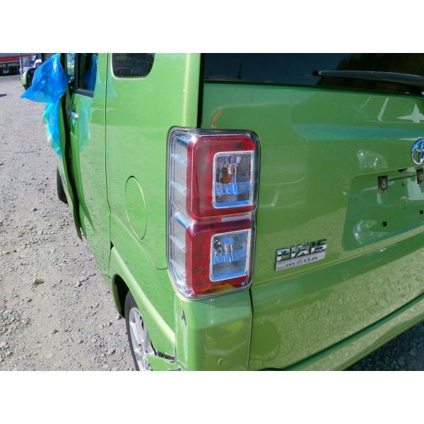 LA710A　ピクシスメガ　左テールライト