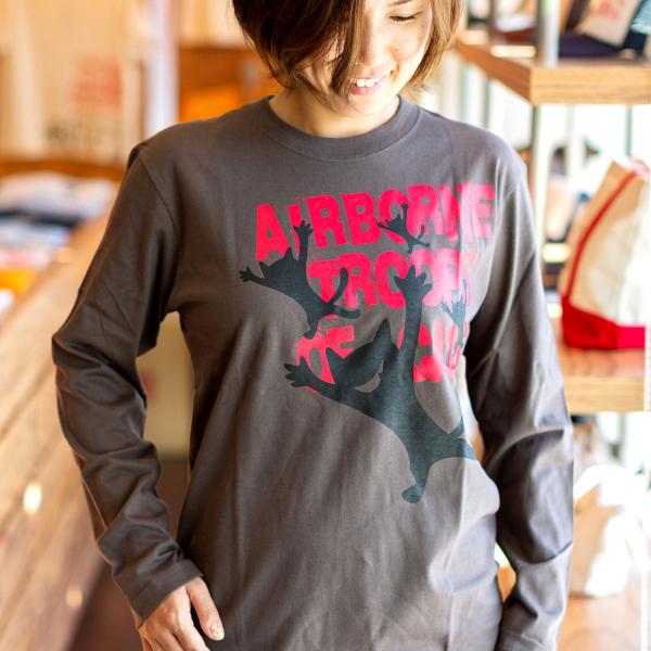猫 おもしろ かわいい Tシャツ 長袖 ロンT メンズ レディース AIRBORNE TROOPS ...