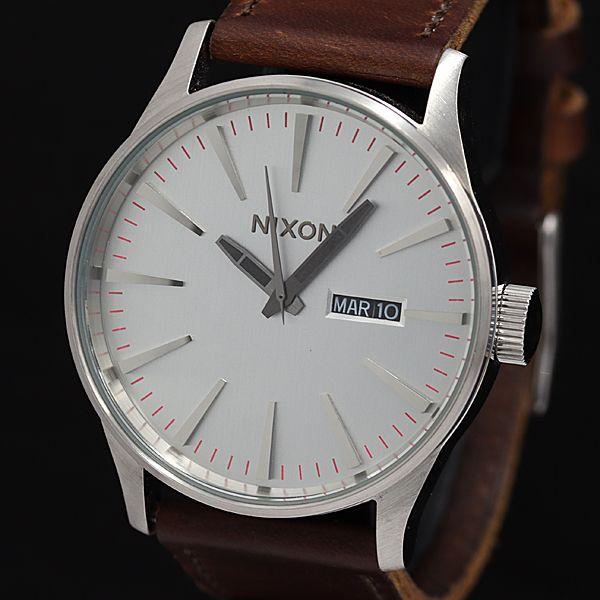 箱付 ニクソン QZ シルバー文字盤 ネバーバッテリー SENTRY A105 メンズ腕時計 KMR...
