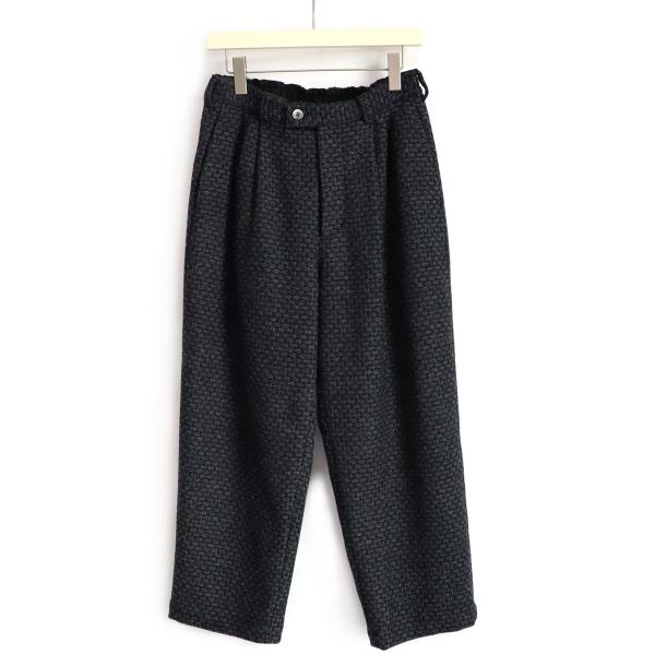 EEL Products（イール プロダクツ）Bumpy pants（チャコール）