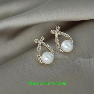 りっちー　スワロフスキー Dancing Swan ピアス SWAROVSKI スワロフスキー Swarovski Looney Tunes