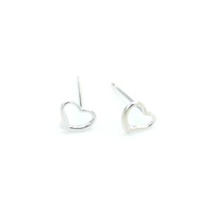 K18WG ダイヤモンド ハートデザイン ピアス 18金 片方のみ Y03506 K18WG ダイヤモンド ハートデザイン ピアス 18金 片方のみ Y03506