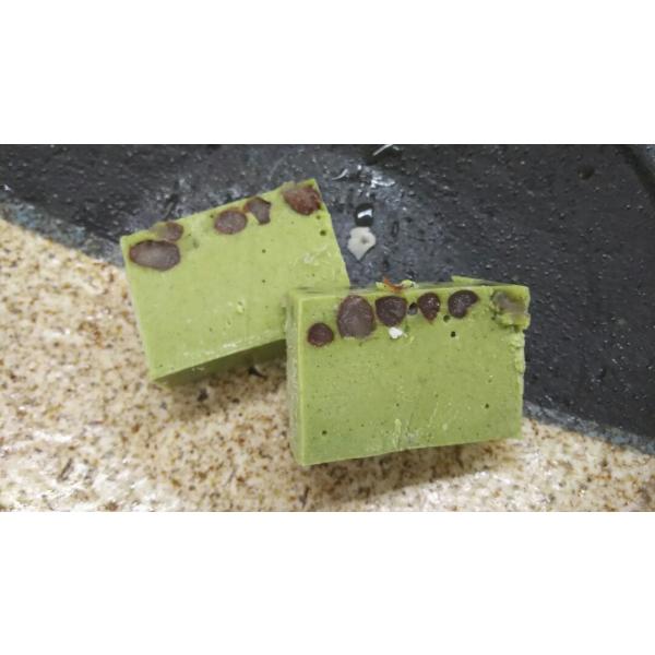 西尾抹茶のフロマージュ（490ｇ）20本（約4ｃｍ×31.5cm×3.5ｃｍ）本1300円税別　冷凍...