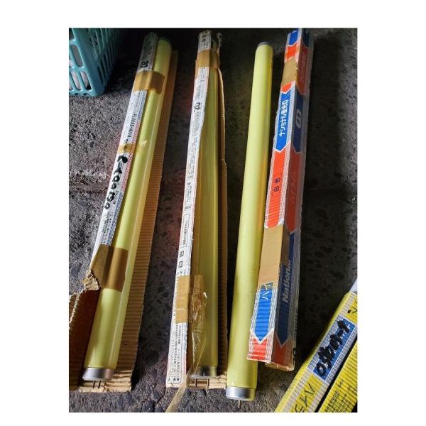 c2A【本051003-8(3)】新品 処分 蛍光灯 20W ナショナル 黄色 1本価格