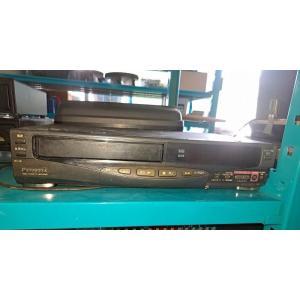 c3【石イアオ060902-5有】VHS ビデオデッキ Panasonic パナソニック NV-H5