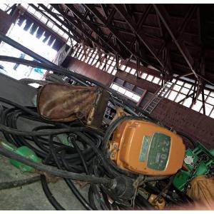 c3A【石富イカ070416-7】電動チェーンブロック トロリー付き 250K吊り 200V 送料別...