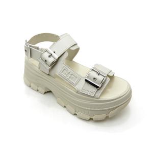 セール【12,100円の品】コンバース レディ...の詳細画像1