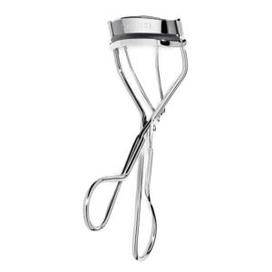 RECOURBE CILS DE CHANEL PRECISION EYELASH CURLER ル...