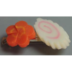 日本職人が作る  食品サンプル バレッタ　鍋焼き(花人参・なると)　IP-403