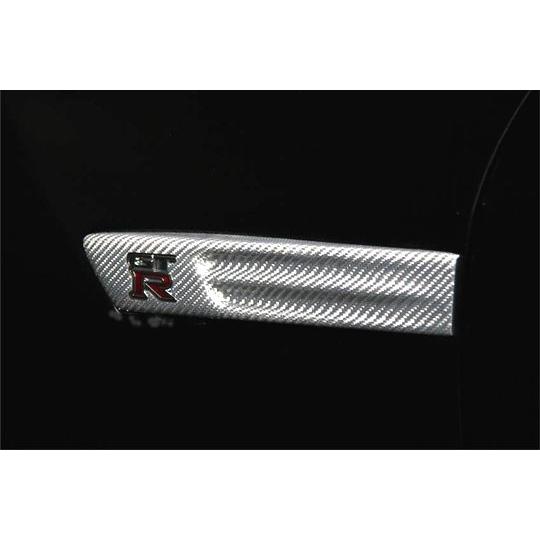 「RSW」GT-R（R35）MY07〜15用フェンダーエンブレムパネルｘ左右（シルバーカーボン/クリ...