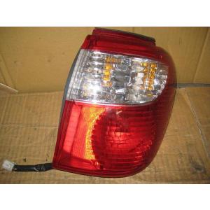 カペラ GF-GWEW 右テールランプ ブレーキランプ ストップランプ　純正品番G18K-51-15...