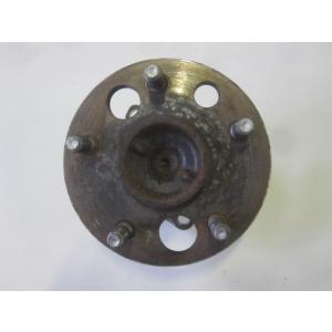 イプサム GF-SXM10G 右リアハブ 　純正品番42450-44010 管理番号L7907