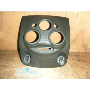 キューブ DBA-Z12 エアコンパネル 　純正品番27570-1FA0A 管理番号W8524